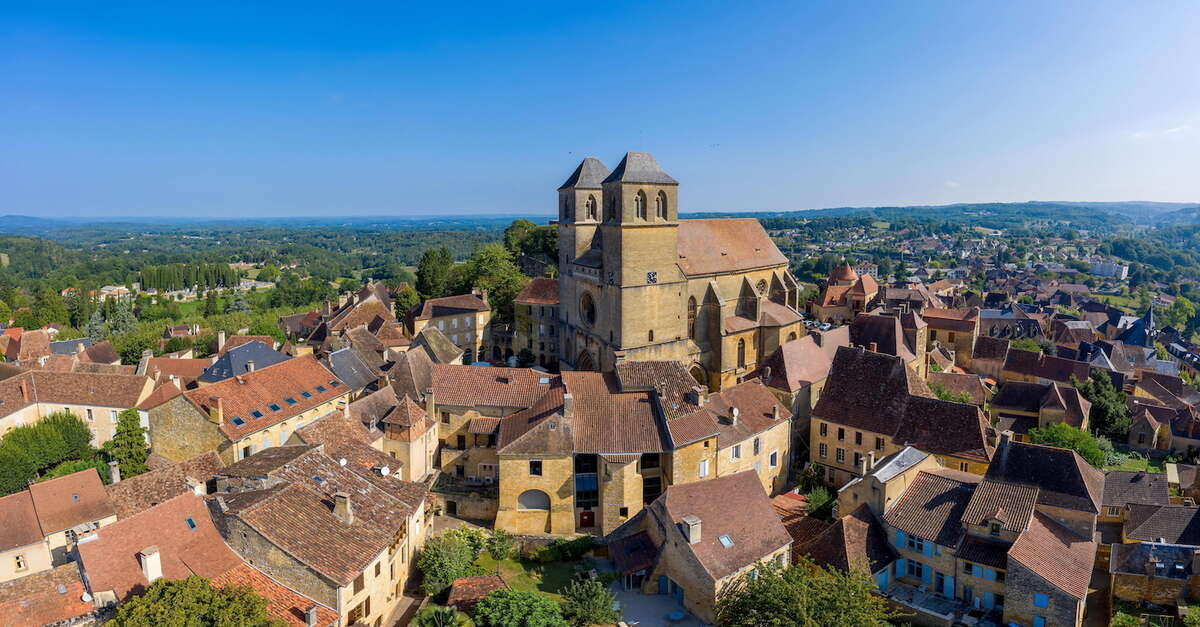 Électricien Gourdon : l&rsquo;expert électrique qu&rsquo;il vous faut dans le Lot
